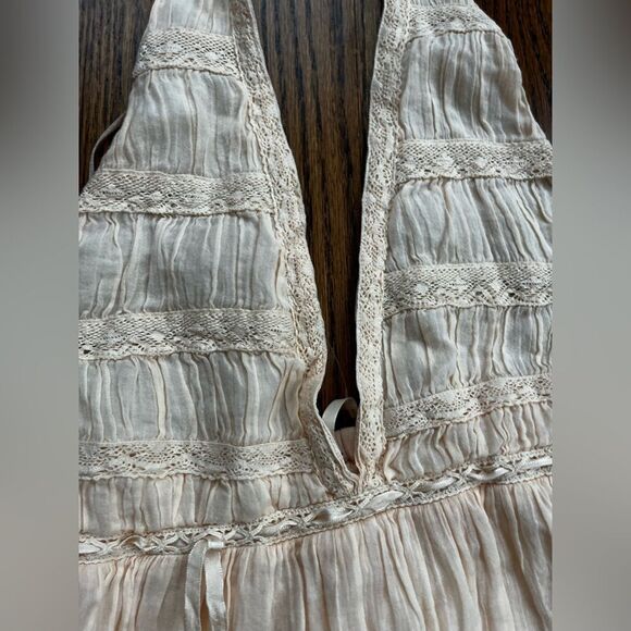 Free People White/Ivory  NWT
Sunflower Afternoon Bustle
Midi Dress Small - Picture 7 of 8